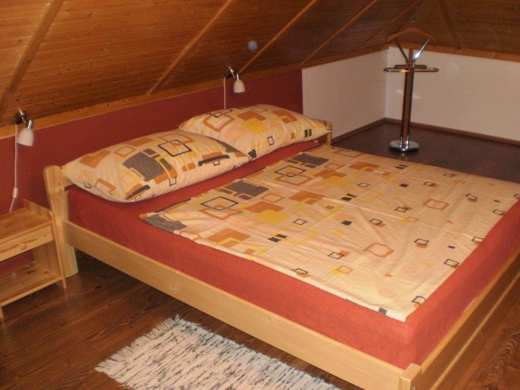 Ferienwohnung Privat Buk 100 Jindřichův Hradec Exterior foto